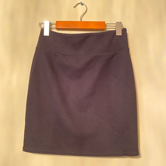 NWOT 🖤 American Eagle pencil skirt - Picture 1 of 5